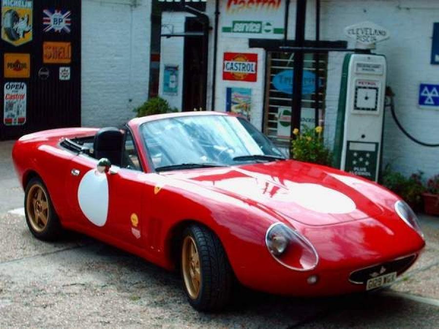  Mazda MX-5 Italia by RetroForza 2009 года  (фото 8 из 13)